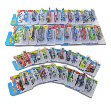 HOT WHEELS POJEDYNCZE AUTKO BLISTER 2025-26 /72